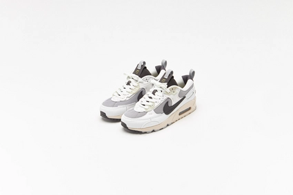 Nike Air Max Futura Wolf Grey Medium Ash Summit White Sneaker District