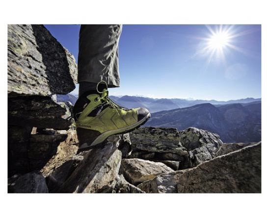 Best high hot sale mountain boots