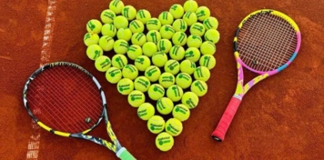Babolat tennisrackets en tennisballen