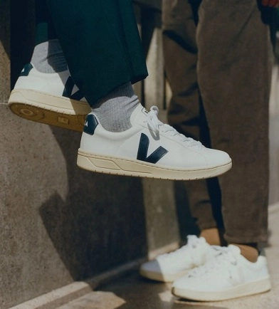 SHOP VEJA