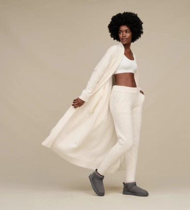 UGG Classic Mini