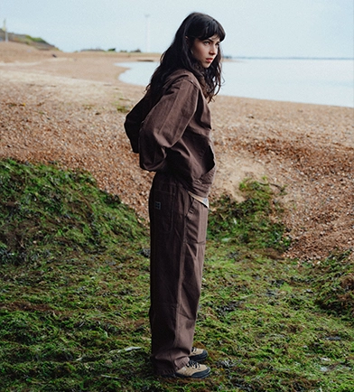 WOMEN'S CLOTHING
