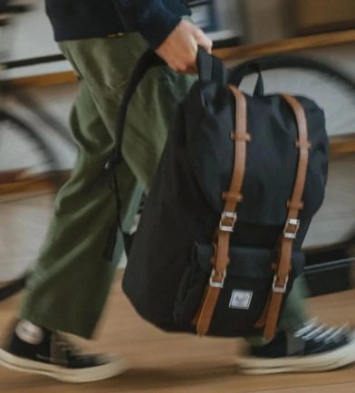 Herschel Little America