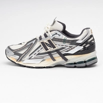 Trainers New Balance Unisex M1906AD Silver Metallic | Sneaker
