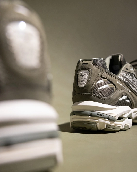 Mizuno x Maharishi Wave Rider 10 Olive Sneaker District