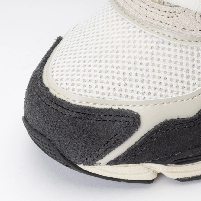 Asics - Unisex - White - Sneaker