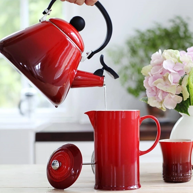 Kettle Le Creuset Kone 1.6 L Cherry Red Cookwarestore
