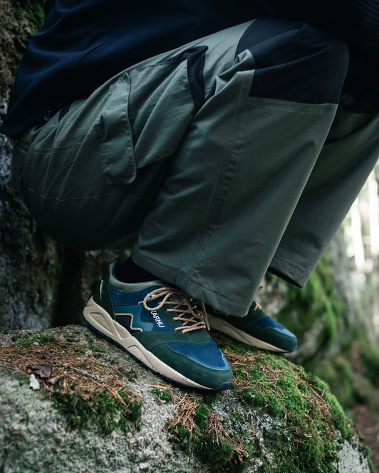 Karhu Moss Pack Aria 95 Dark Forest / Deep Lagoon | Sneaker District COM