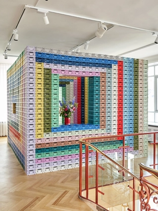 4---3 Days of Design 2022_Colour Crate family_Arcs Vase