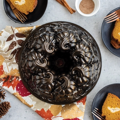8---95748_Overhead_Pumpin_Patch_Bundt_Pan_fall_scene_1K__47192.1694554025.1280.1280