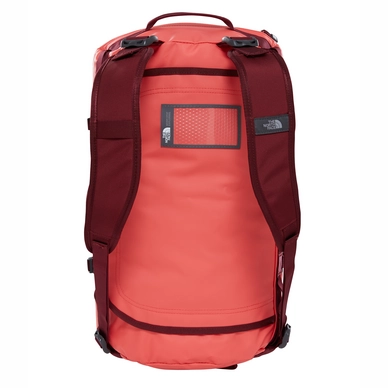 Reistas The North Face Base Camp Duffel Cayen Red Regularal Red Small