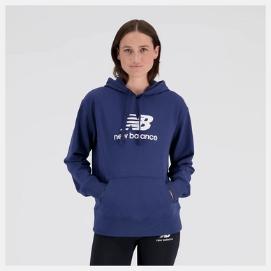 Trui New Balance Women Essentials Stacked Logo French Terry Hoodie NB Navy