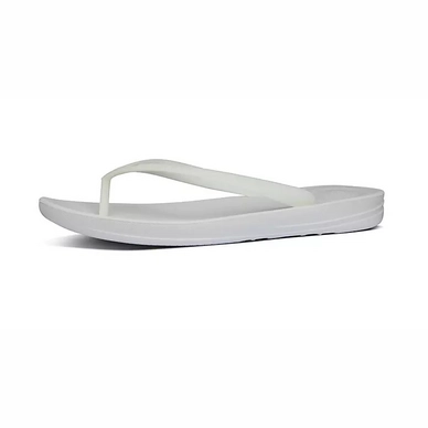 FitFlop Men iQushion Ergonomic Flip-Flops White