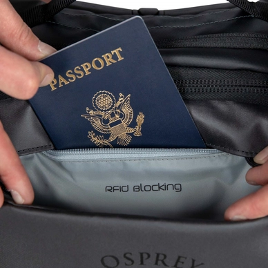10---Rolling Transporter Carry-On_RFID blocking liner for added security