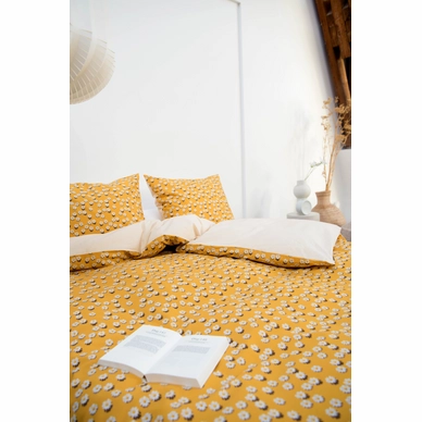 10---Daisy_2persoons_sunset_yellow_rgb-3588