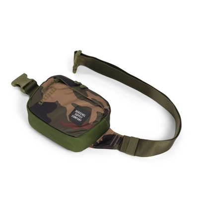 Heuptas Herschel Supply Co. Trail Tour Small Woodland Camo