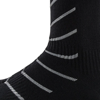 Fietssok Sealskinz Unisex Super Thin Pro Mid sock with Hydrostop Black Grey