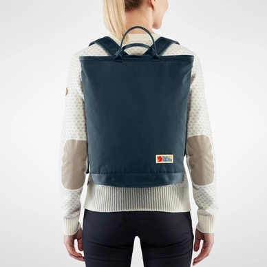 12---F27240_SS20_a_vardag_totepack_fjaellraeven_21