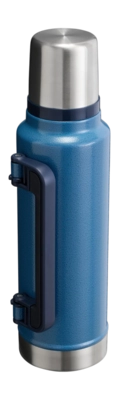Web_PNG_Square-The_Legendary_Classic_Bottle_-_1.5QT_-_Hammertone_Lake_-_Hero_Back-_no-bg