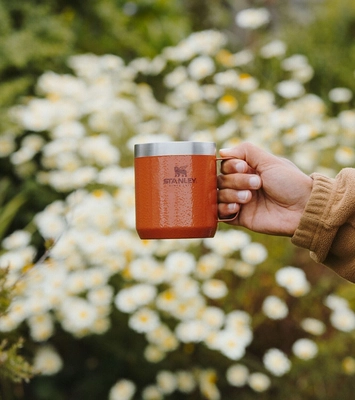 4---Large_JPG-Stanley_Camp_Mug_0.35_Hammertone_Clay_Lifestyle_1_1