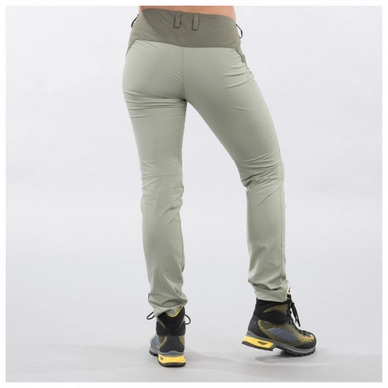 4---bergans-womens-utne-v5-pants-trekkingbroek-detail-4