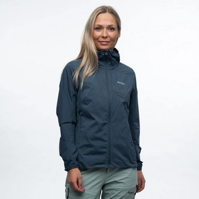 bergans-of-norway-softshelljacken-damen-rabot-lt-windbreaker-w-jacket-orion-blue_1