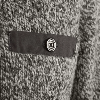 9---lada_round-neck_sweater_m_84139-020_j_detail_fjr