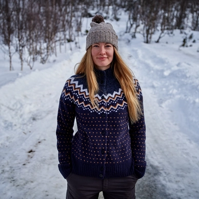 square_mood_fw21_daniel_blom_knitted_ramundberget_0152_exp_2026-07-01