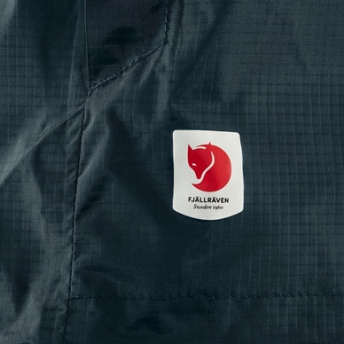 high_coast_hydratic_jacket_m_87350-560_o_detail_fjr
