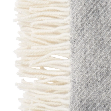 Milano_offwhite_grey_detail-
