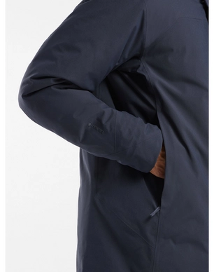 7---Therme-Parka-Black-Sapphire-Pocket-Detail