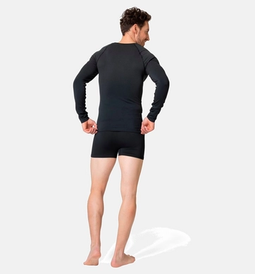 6---188782_15000_Model_Back_FullBody