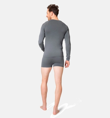 6---188782_15700_Model_Back_FullBody