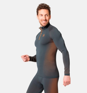 5---196222_22200_Model_Front_Crop_2