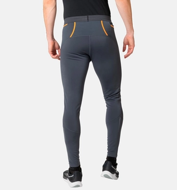 4---322832_22200_Model_Back_Crop