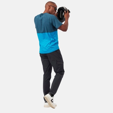 7---422442_15000_Model_Back_FullBody