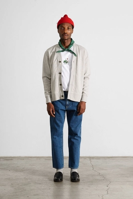 jacobsweater3_225web_1200x1800