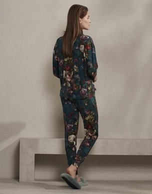5---kae_karli_top_long_sleeve_deep_sea_blue_101214_598_lr_s3_p