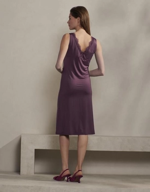 5---lexi_uni_nightdress_sleeveless_plum_wine_101221_601_lr_s3_p