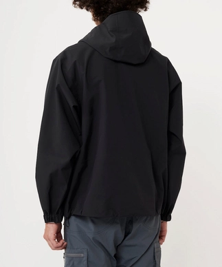 Gramicci-G3FU-J038-Black-Unisex-Waterproof-Hooded-jacket-Model-Back