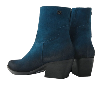 85.632-blue-3-_no-bg