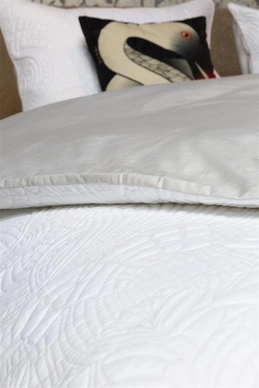 12---Embroidered Dodo_Ivory_NL_UV_260x200-220_45