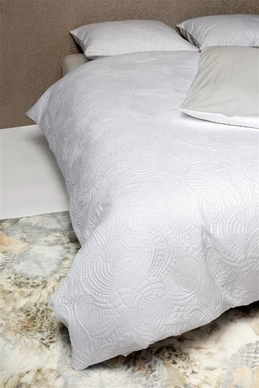 2---Embroidered Dodo_Ivory_NL_UV_60x70_60