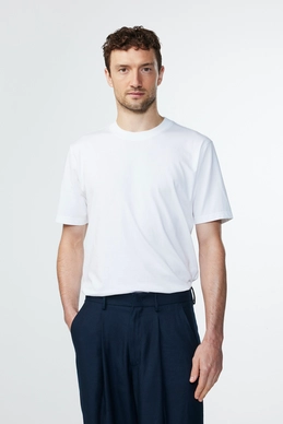 2453_cfc1523cda-adam-t-shirt-3209-001_c-original