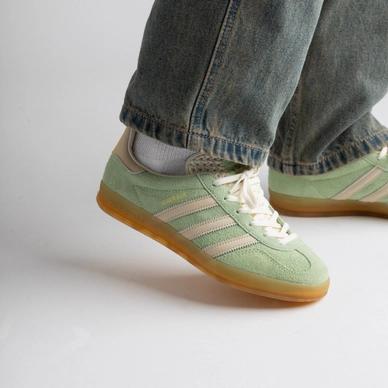 3---gazelle-indoor-w-semi-green-spark-almost-yellow-cream-white_php1cPERp-800