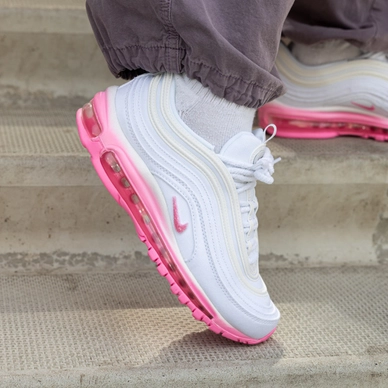 3---air-max-97-se-white-pink-spell-pink-foam-blanc-rose_phpqBhTuO-800
