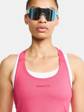 723_e1ce531227-1908770-745000_adv-essence-singlet-w_closeup3-original