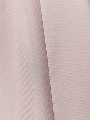 3---2808_658bcccdfd-1911243-230000_core-essence-singlet-w_closeup3-original