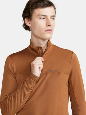 2---811_21621423c0-1909496-685000_core-gain-midlayer-m_closeup3-original