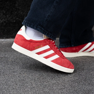 gazelle-glory-red-off-white-cream-white_phpNquemE-800